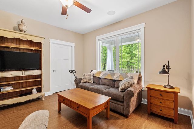 810 E 856 N, Lake Village, IN 46349