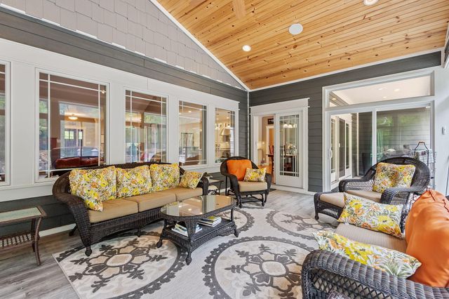 810 E 856 N, Lake Village, IN 46349