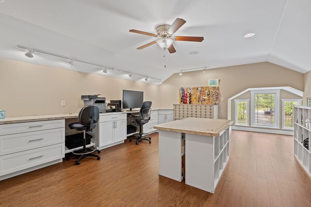 810 E 856 N, Lake Village, IN 46349