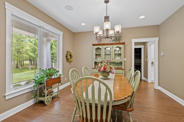 810 E 856 N, Lake Village, IN 46349