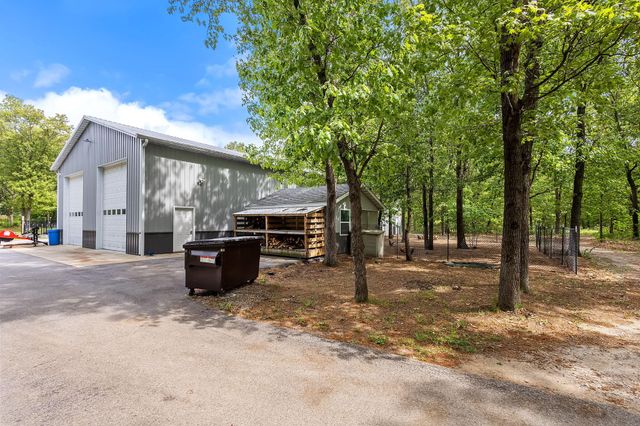 810 E 856 N, Lake Village, IN 46349