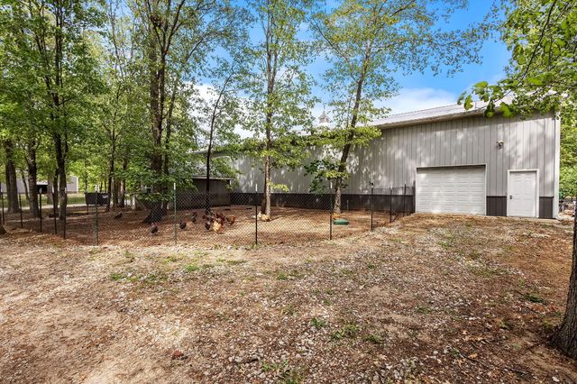 810 E 856 N, Lake Village, IN 46349