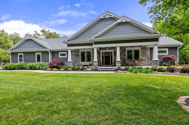 810 E 856 N, Lake Village, IN 46349