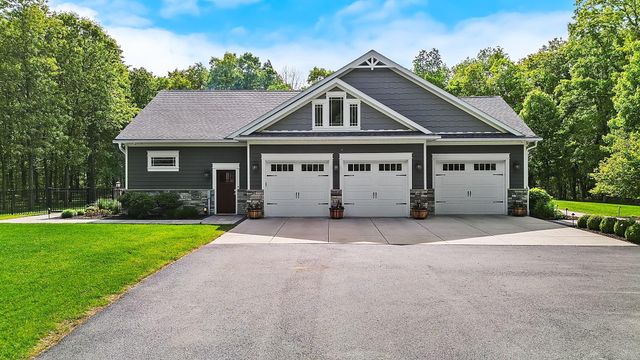 810 E 856 N, Lake Village, IN 46349
