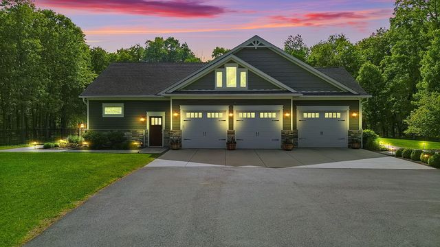 810 E 856 N, Lake Village, IN 46349