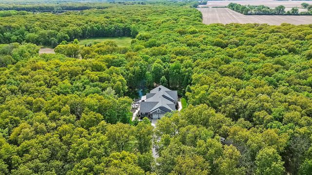 810 E 856 N, Lake Village, IN 46349