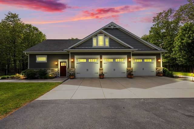 810 E 856 N, Lake Village, IN 46349