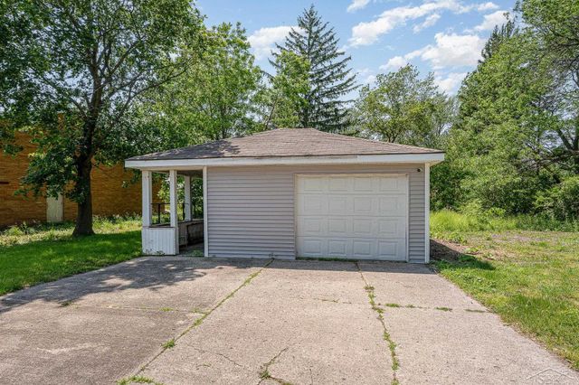 2411 Sheridan Avenue, Saginaw, MI 48601