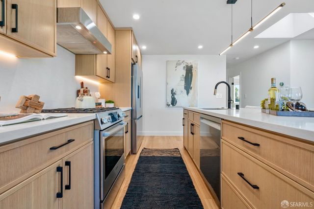 55 Jules Avenue, San Francisco, CA 94112