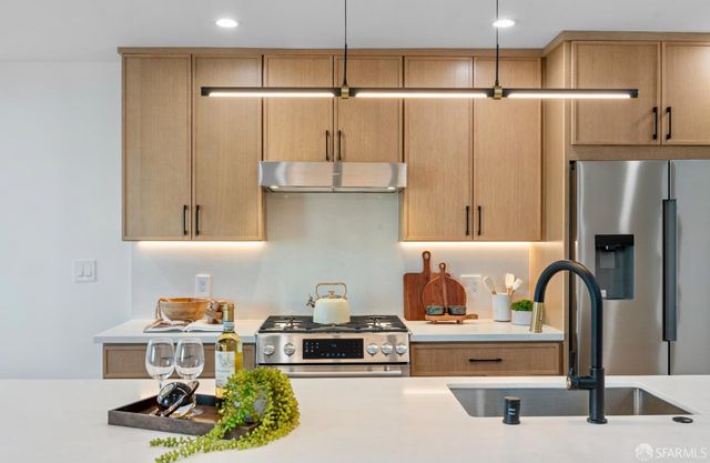 55 Jules Avenue, San Francisco, CA 94112