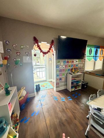 5015 N 49th STREET, Milwaukee, WI 53218