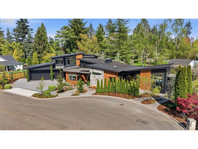 121 S SANTA FE Ct, Vancouver, WA 98661