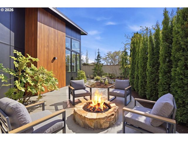 121 S SANTA FE Ct, Vancouver, WA 98661