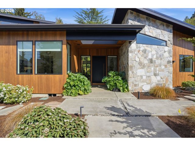 121 S SANTA FE Ct, Vancouver, WA 98661