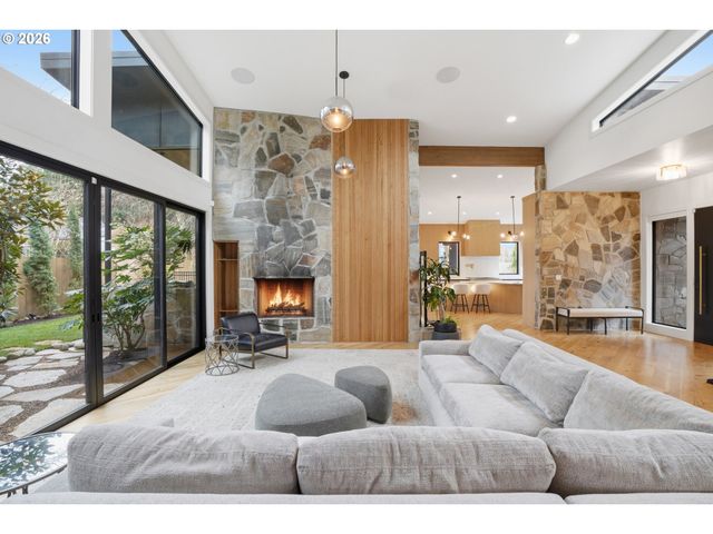 121 S SANTA FE Ct, Vancouver, WA 98661