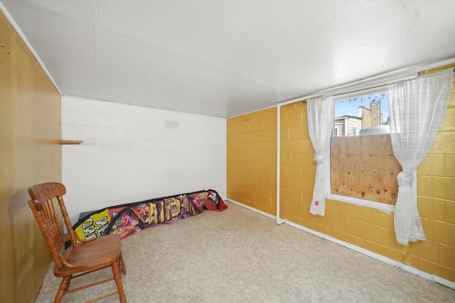 6309 W Grand Avenue, Chicago, IL 60639
