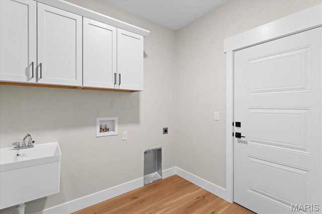 825 Golden Bell Lane, O'fallon, IL 62269