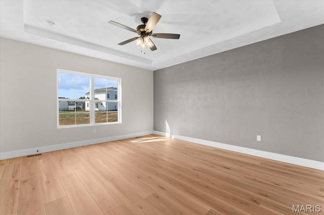 825 Golden Bell Lane, O'fallon, IL 62269