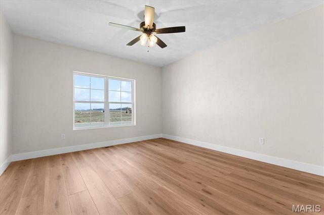 825 Golden Bell Lane, O'fallon, IL 62269