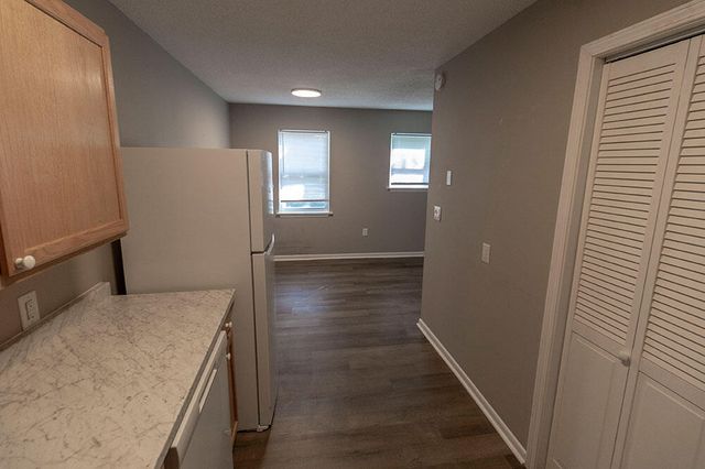 213 N ANN ST 5, Columbia, MO 65201