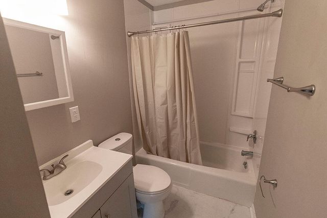 213 N ANN ST 5, Columbia, MO 65201