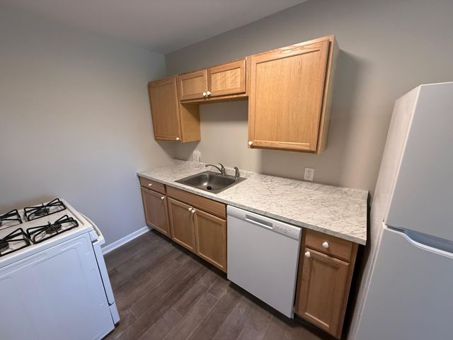 213 N ANN ST 5, Columbia, MO 65201