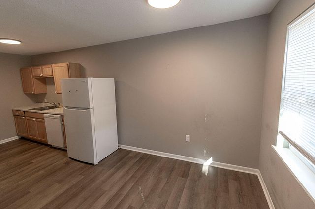 213 N ANN ST 5, Columbia, MO 65201