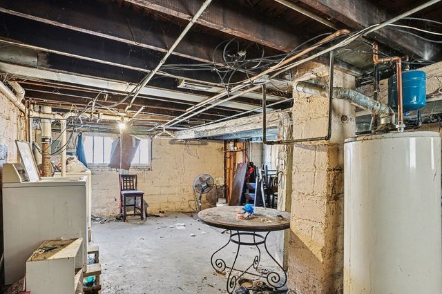 8332 44th Place, Lyons, IL 60534