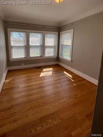 41 W ELZA Avenue, Hazel Park, MI 48030