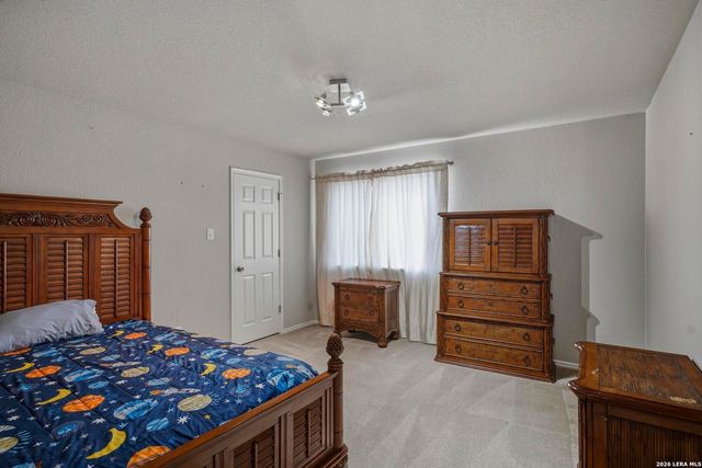 8943 Burnt Path, Helotes, TX 78023