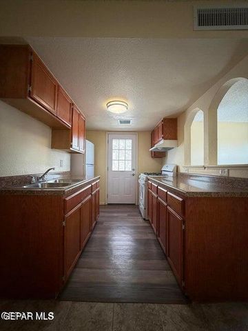 3633 WATERSPRING Way, El Paso, TX 79936