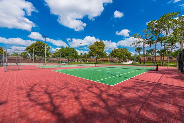 2205 22nd Lane, Greenacres, FL 33463