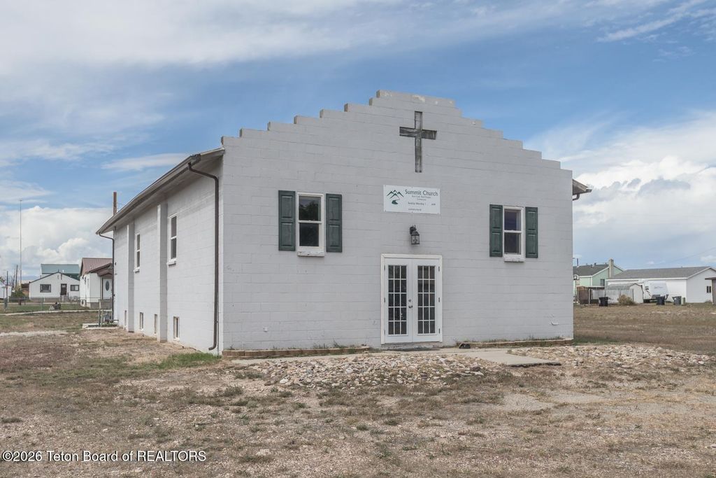3 WINKELMAN Avenue, Big Piney, WY 83113 photo 2