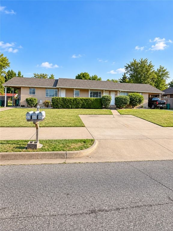 1325 W Price Lane, Rogers, AR 72758