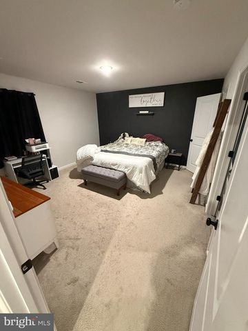 89 PREENING RD, Hedgesville, WV 25427