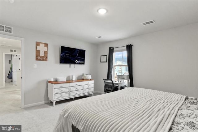 89 PREENING RD, Hedgesville, WV 25427