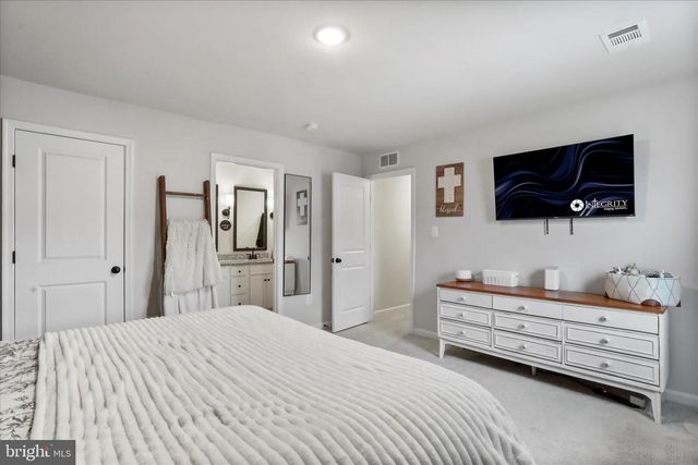 89 PREENING RD, Hedgesville, WV 25427