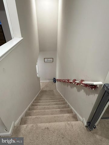 89 PREENING RD, Hedgesville, WV 25427