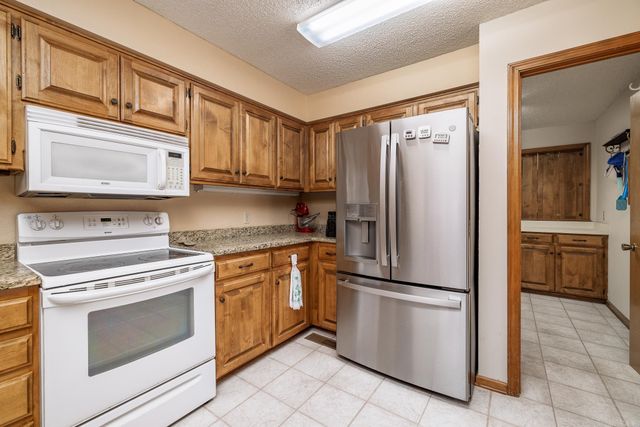 12 almendra lane, Hot Springs Village, AR 71909