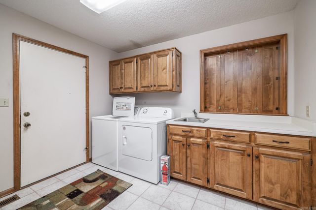 12 almendra lane, Hot Springs Village, AR 71909