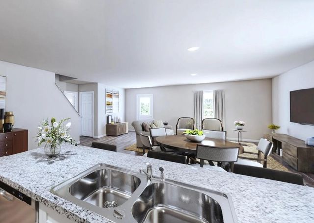 245 Northpointe Avenue, La Grange, TX 78945