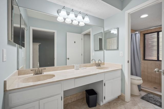 5300 SE Schooner Oaks Way, Stuart, FL 34997