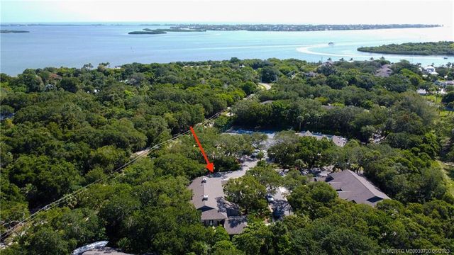 5300 SE Schooner Oaks Way, Stuart, FL 34997