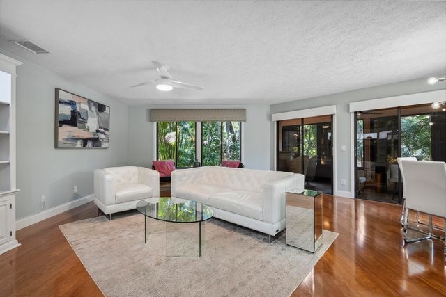 5300 SE Schooner Oaks Way, Stuart, FL 34997