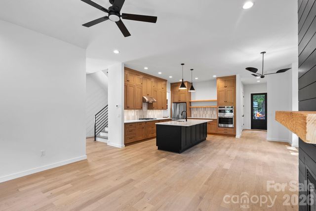 31 Grindstaff Drive, Asheville, NC 28803