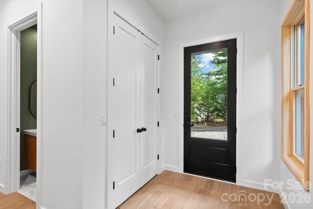 31 Grindstaff Drive, Asheville, NC 28803