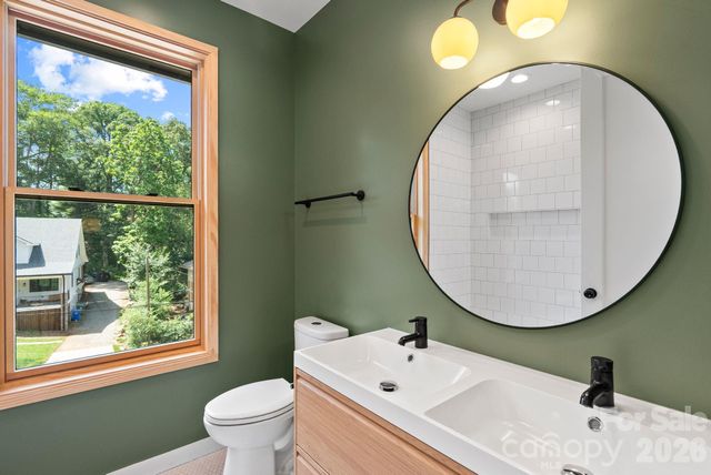 31 Grindstaff Drive, Asheville, NC 28803