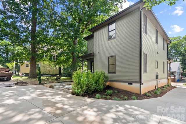 31 Grindstaff Drive, Asheville, NC 28803