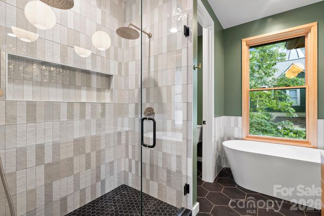 31 Grindstaff Drive, Asheville, NC 28803