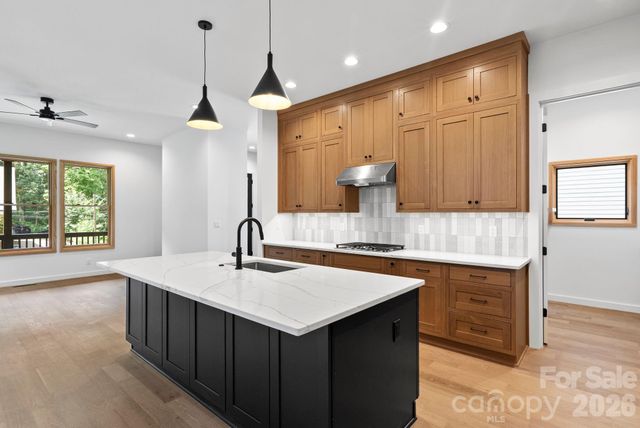 31 Grindstaff Drive, Asheville, NC 28803